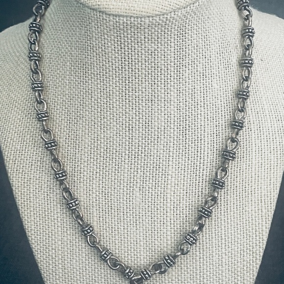 Gorgeous rare Premier Designs heavy signed Necklace 16” L. Natural silve… - Picture 6 of 6